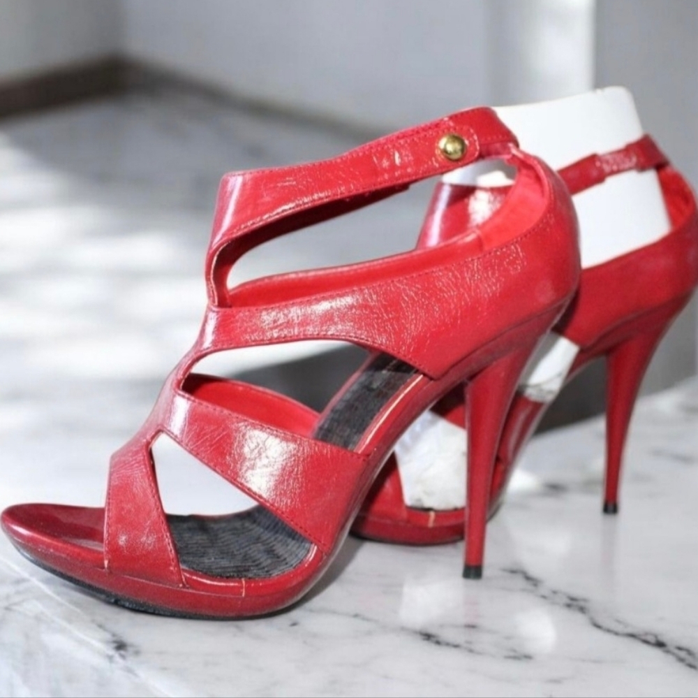 Micheal Antonio MONACO Red High Heels size 6 NWOT